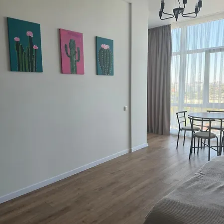 Apartments By The Sea Золотий Берег アパート *